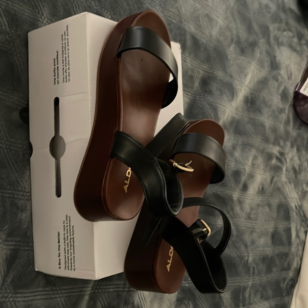 Shoes Aldo never wear them 7 and half